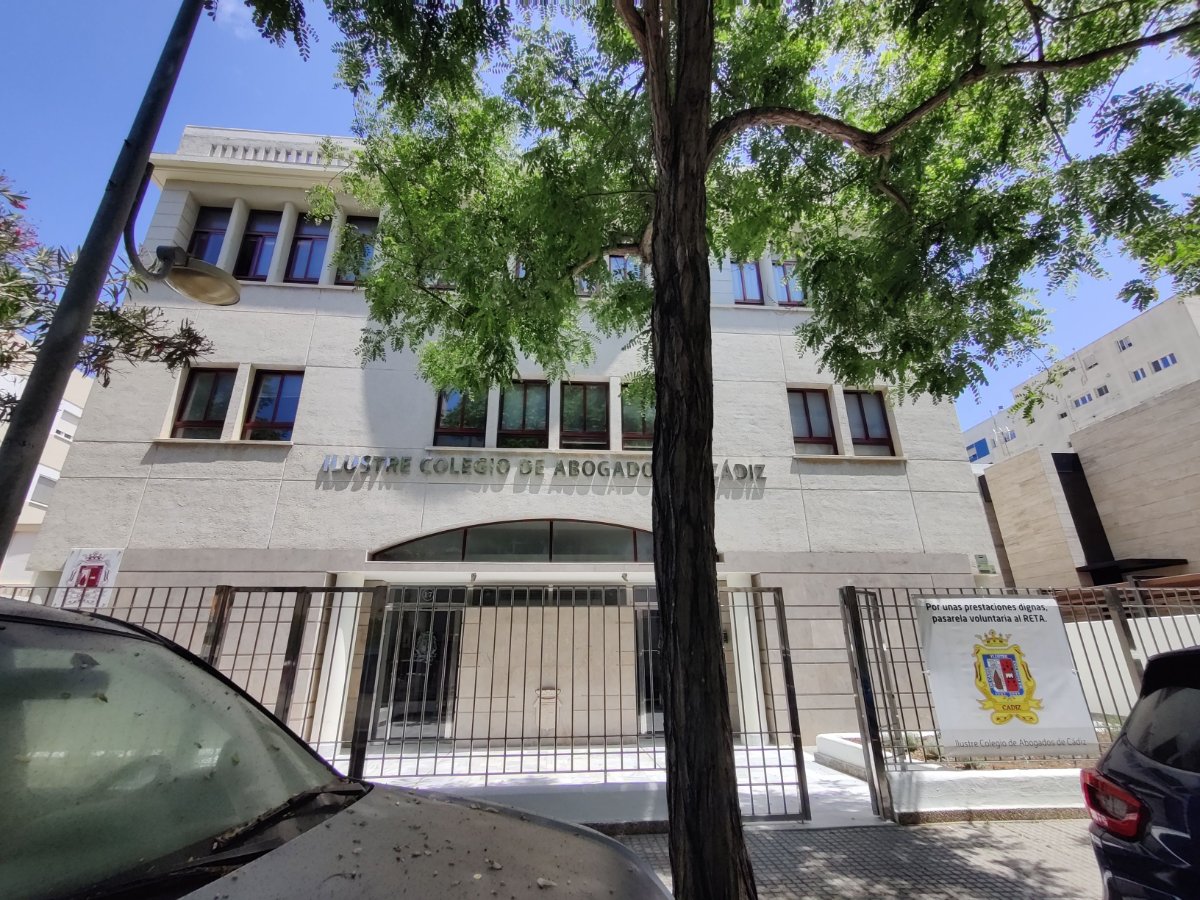 Edificio de la sede del Ilustre Colegio de Abogados de Cádiz